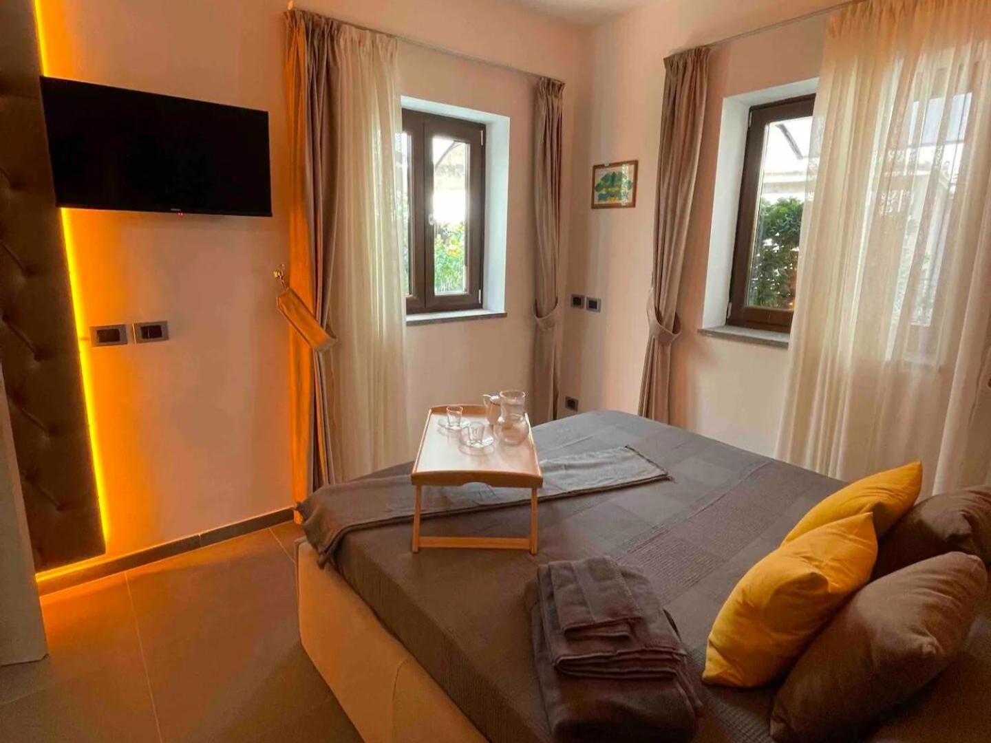 Exclusive With Private Garden - 5 Minutes From The Colosseum * Rom